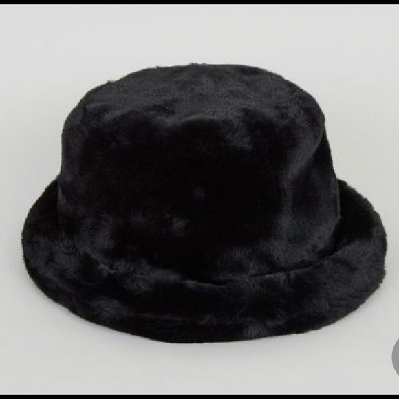 black faux fur bucket hat